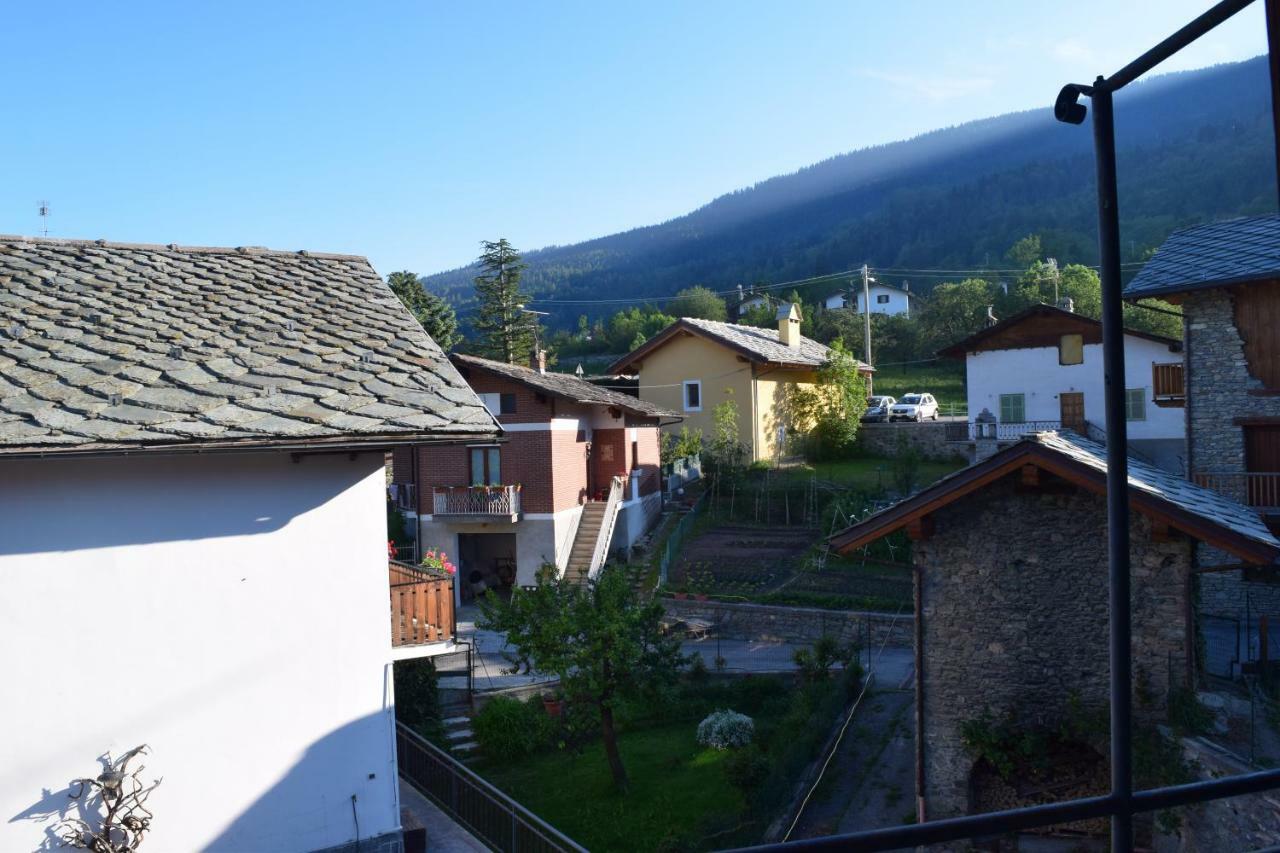 Coeur De Montagne Apartment Gignod Bagian luar foto