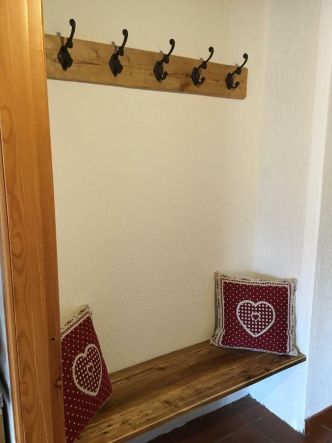 Coeur De Montagne Apartment Gignod Bagian luar foto
